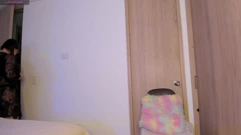 Snapshot of liahkimi chatting on 05-05-26, 12:07 Lia online show from 05-05-26, 12:07