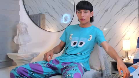 Liam online show from 01-28-25, 03:36