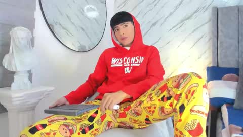 Liam online show from 02-15-25, 04:03