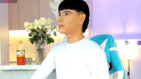 Liam online show from 09-27-25, 01:49