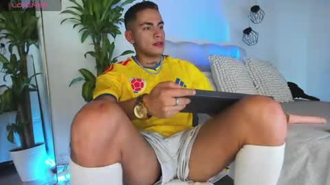 Snapshot of liam__cox chatting on 06-17-26, 08:43 liam__cox online show from 06-17-26, 08:43