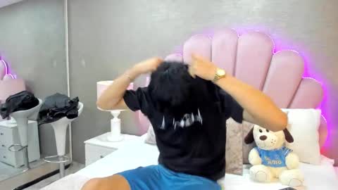 Snapshot of liam_adamms chatting on 02-09-26, 01:04 Liam Adamms online show from 02-09-26, 01:04