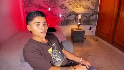Snapshot of liam_dustin chatting on 05-16-26, 12:51 Liam online show from 05-16-26, 12:51
