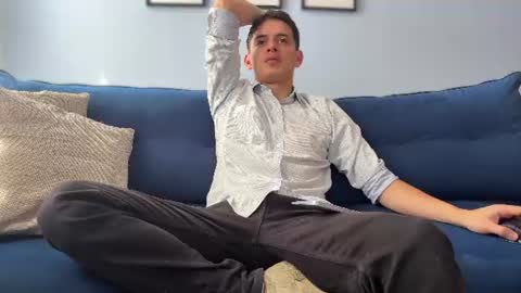 Snapshot of liam_enzho chatting on 07-08-26, 03:49 Liam online show from 07-08-26, 03:49