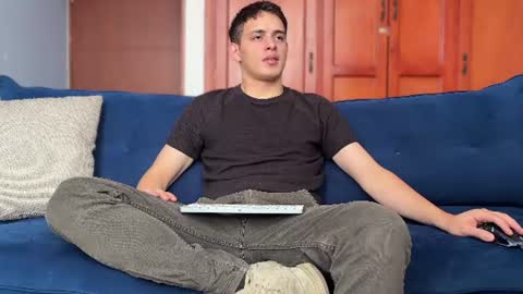 Snapshot of liam_enzho chatting on 07-31-26, 03:55 Liam online show from 07-31-26, 03:55