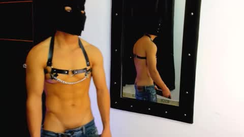 Snapshot of liam_knight chatting on 11-02-25, 04:37 liam_knight online show from 11-02-25, 04:37