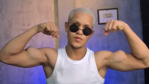 Snapshot of liam_knight chatting on 11-12-25, 02:34 liam_knight online show from 11-12-25, 02:34