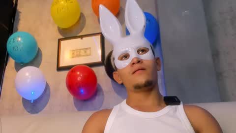 Snapshot of liam_knight chatting on 11-19-25, 02:22 liam_knight online show from 11-19-25, 02:22