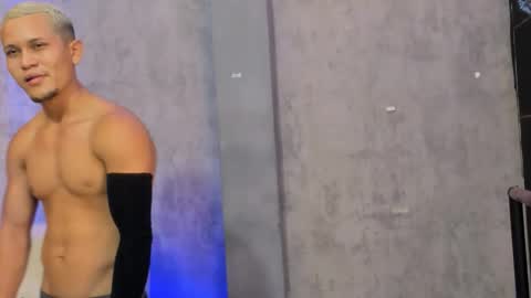 Snapshot of liam_knight chatting on 11-27-25, 02:13 liam_knight online show from 11-27-25, 02:13