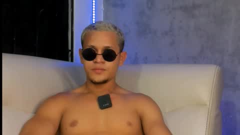 Snapshot of liam_knight chatting on 12-02-25, 03:45 liam_knight online show from 12-02-25, 03:45