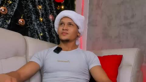 Snapshot of liam_knight chatting on 12-16-25, 02:16 liam_knight online show from 12-16-25, 02:16