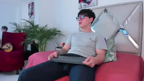 Call me Lian online show from 03-09-26, 01:48