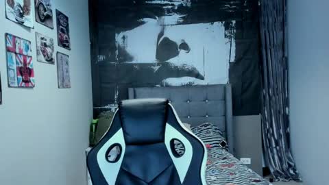 Snapshot of liam_scoot_ chatting on 06-14-26, 03:08 LIN online show from 06-14-26, 03:08