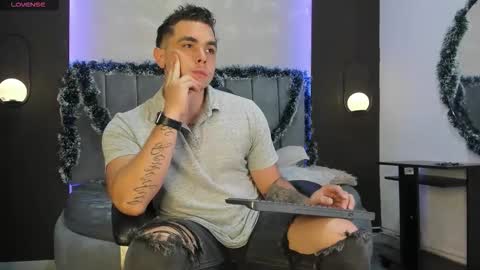 Liam online show from 11-24-25, 09:47