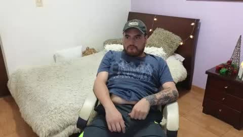 Lian online show from 11-20-25, 02:12