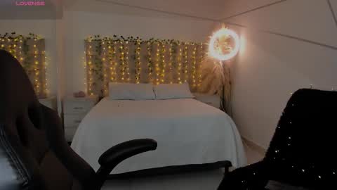 LiamDeep online show from 12-19-25, 08:38