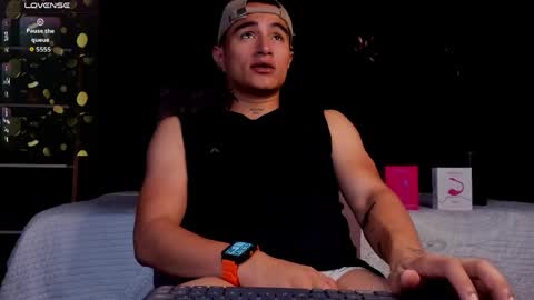 Snapshot of liamdeep_ chatting on 05-11-26, 08:17 LiamDeep online show from 05-11-26, 08:17