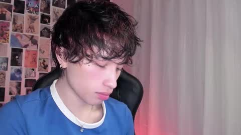 Snapshot of liamelf chatting on 10-31-25, 06:25 Liam online show from 10-31-25, 06:25