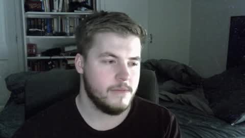 Snapshot of liamfoxx chatting on 02-01-26, 02:32 Liam Fox online show from 02-01-26, 02:32