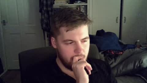 Snapshot of liamfoxx chatting on 06-05-26, 02:51 Liam Fox online show from 06-05-26, 02:51