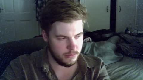 Snapshot of liamfoxx chatting on 07-11-26, 03:31 Liam Fox online show from 07-11-26, 03:31