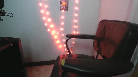 liammason_ online show from 12-01-25, 02:49