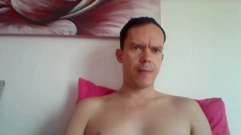 Snapshot of liamrosezn chatting on 12-09-24, 06:01 LiamRose online show from 12-09-24, 06:01