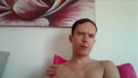 Snapshot of liamrosezn chatting on 12-09-24, 12:08 LiamRose online show from 12-09-24, 12:08