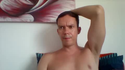 Snapshot of liamrosezn chatting on 12-18-24, 11:34 LiamRose online show from 12-18-24, 11:34