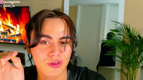 Tell me Liam online show from 10-23-25, 04:56