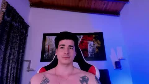 Snapshot of liamwyatt_ chatting on 05-30-26, 05:48 liamwyatt_ online show from 05-30-26, 05:48