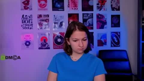 Snapshot of liana_best chatting on 07-09-26, 09:13 Li online show from 07-09-26, 09:13