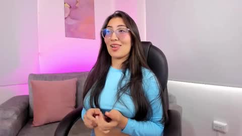 Snapshot of lianaaa___ chatting on 02-20-26, 02:17 Liana online show from 02-20-26, 02:17