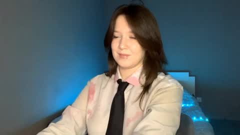 Sofia online show from 05-01-26, 04:33