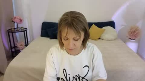 Snapshot of liananova chatting on 07-15-26, 09:36 LianaNova online show from 07-15-26, 09:36