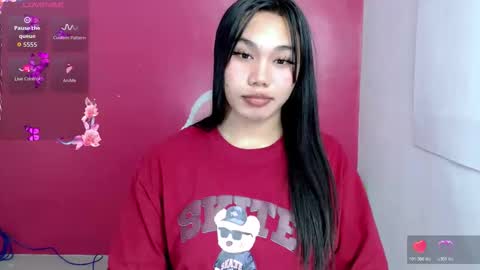 Snapshot of liane_mei chatting on 04-22-26, 09:33 Liane online show from 04-22-26, 09:33
