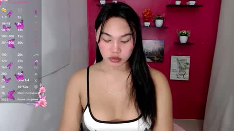 Snapshot of liane_mei chatting on 04-27-26, 03:04 Liane online show from 04-27-26, 03:04