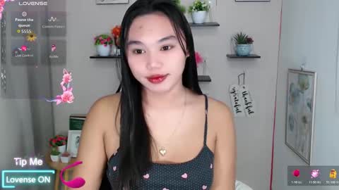 Snapshot of liane_mei chatting on 06-09-26, 12:44 Liane online show from 06-09-26, 12:44