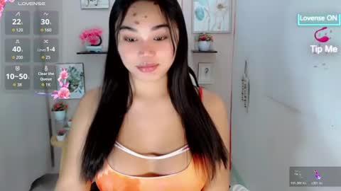 Snapshot of liane_mei chatting on 07-01-26, 06:37 Liane online show from 07-01-26, 06:37