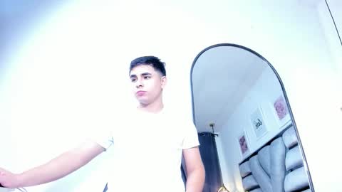 lianfox_ online show from 02-23-26, 01:08