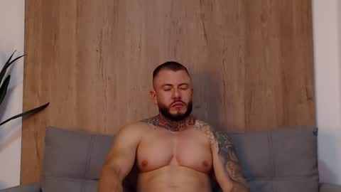 lianjones9 online show from 03-07-25, 10:54