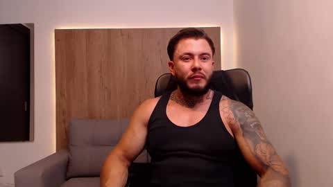 lianjones9 online show from 09-08-25, 05:12