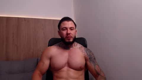 lianjones9 online show from 11-16-25, 06:02