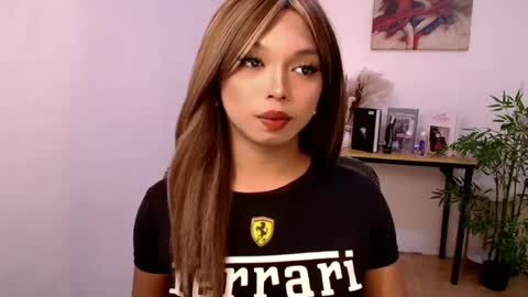 CALL ME LIANNA online show from 05-29-26, 08:18