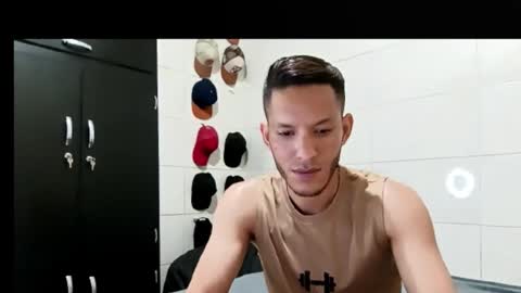 liano_sexy08 online show from 09-23-25, 02:03