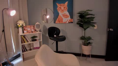 Lia online show from 02-25-26, 01:32