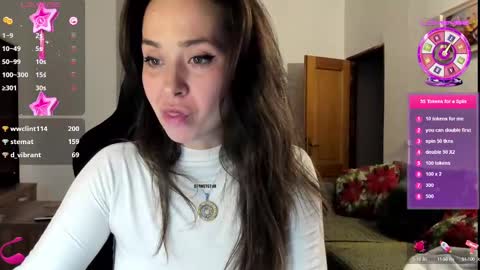 LiaQuinn online show from 02-18-25, 04:05