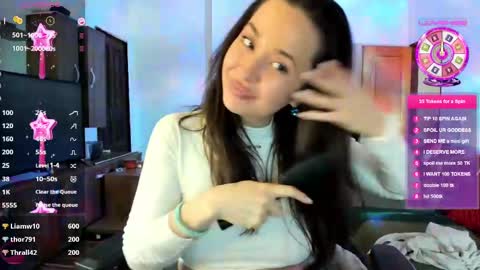 LiaQuinn online show from 02-28-25, 03:04