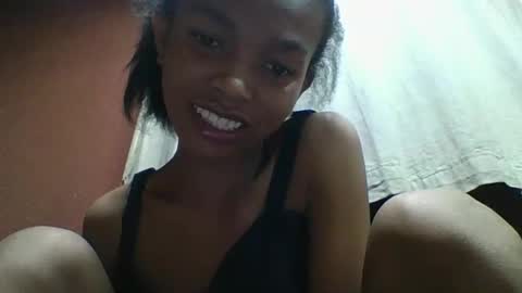 liaraisha online show from 12-19-25, 07:04