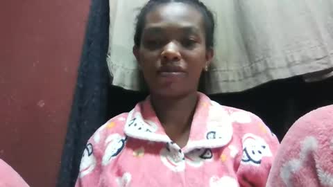Snapshot of liaraisha chatting on 05-08-26, 06:24 liaraisha online show from 05-08-26, 06:24